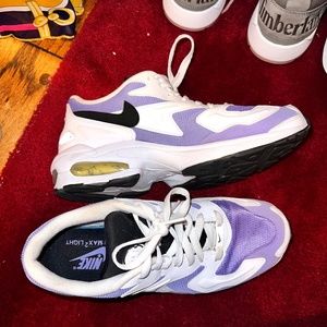 Nike Air MAX 2 light